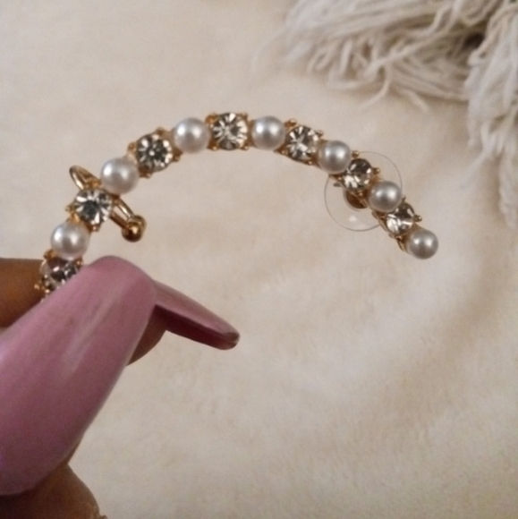 Ear Cuff - Picture 3 of 3